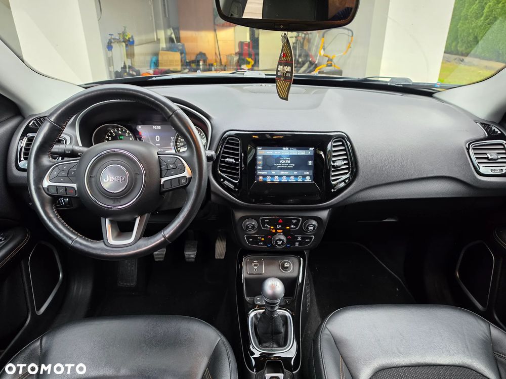 Jeep Compass 1.4 TMair Limited FWD S&S - 32