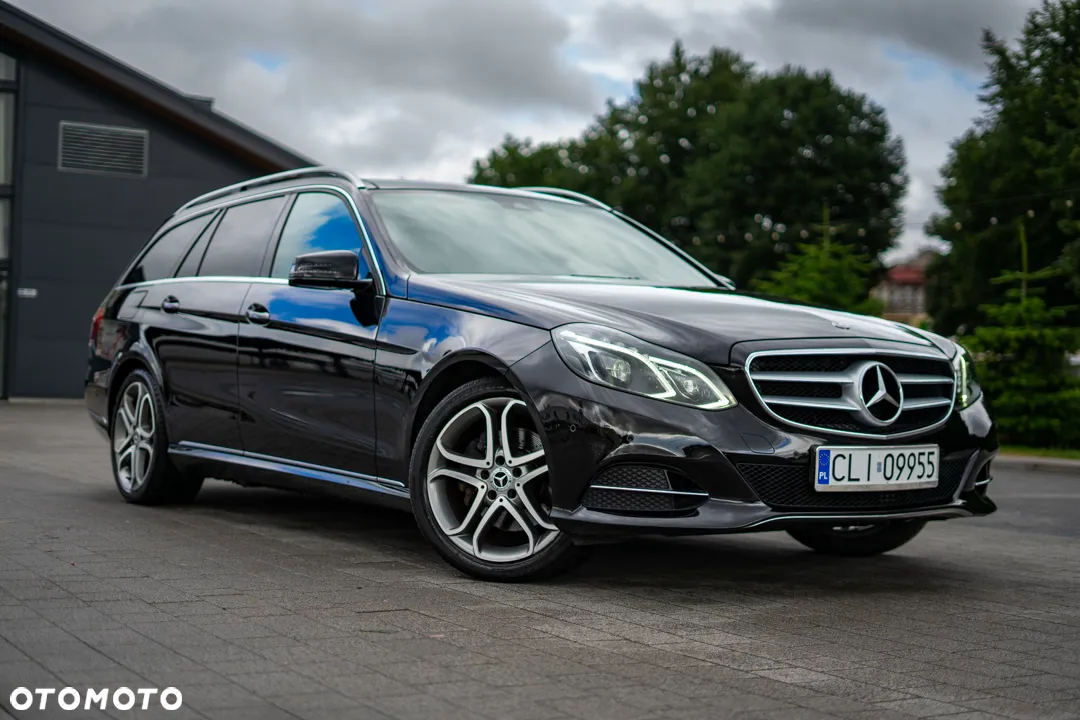 Mercedes-Benz Klasa E 300 T BlueTEC HYBRID 7G-TRONIC Elegance - 18