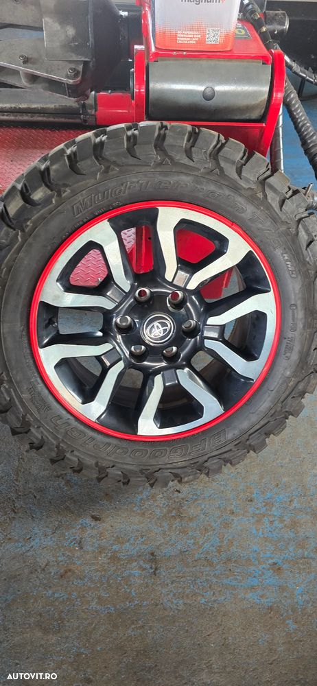 TOYOTA Hilux 2021 — imagine 13