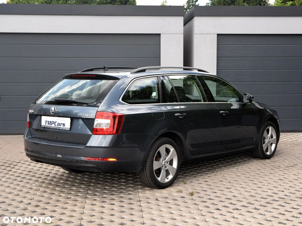 Skoda Octavia 1.5 TSI ACT Style DSG - 5