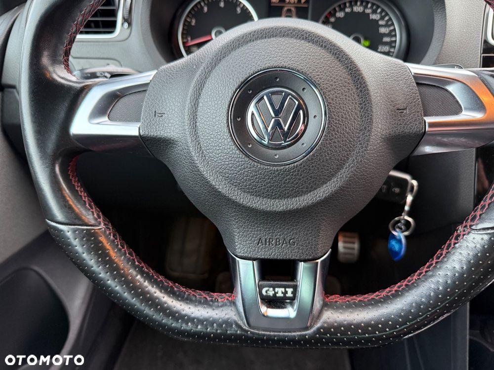 Volkswagen Polo 1.4 TSI GTI DSG - 23