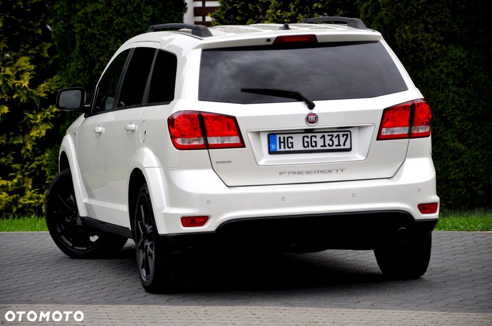 Fiat Freemont 2.0 Multijet Black Code AWD - 23