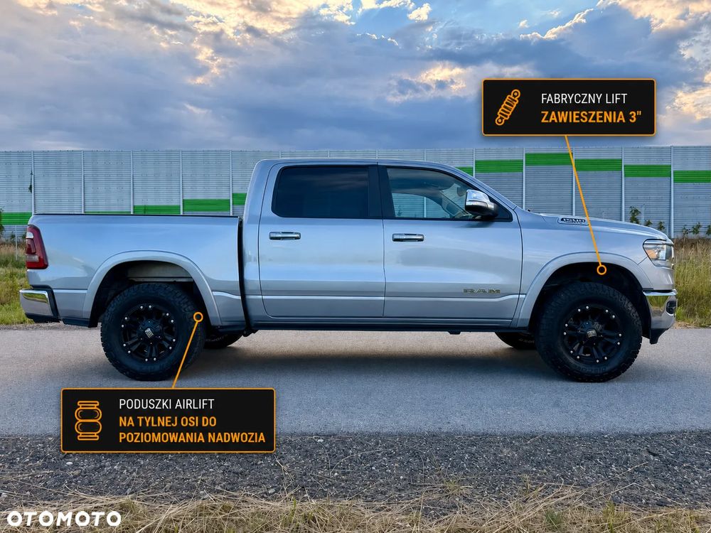 RAM 1500 5.7 Crew Cab Laramie - 10