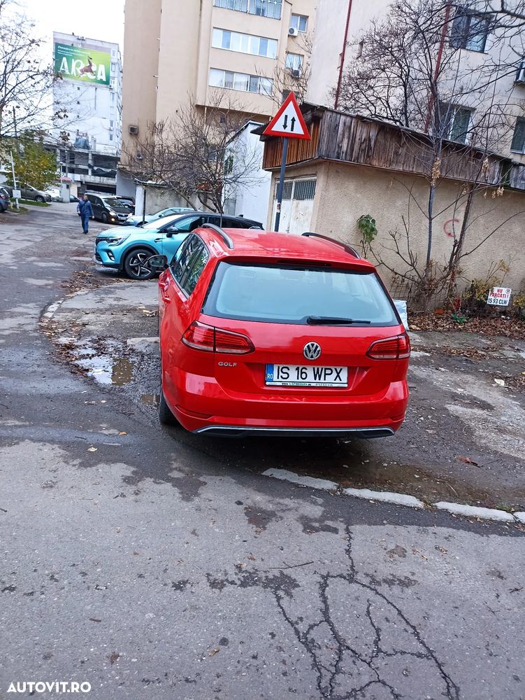 Volkswagen Golf 1.6 TDI SCR Comfortline - 17