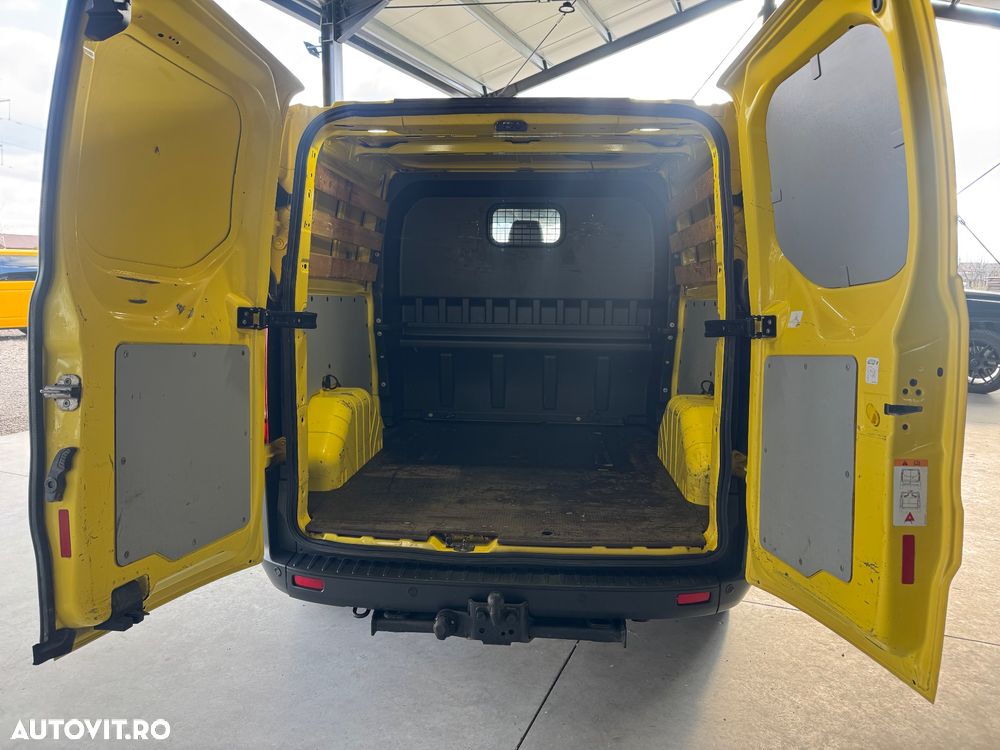 Ford Transit Custom - 8