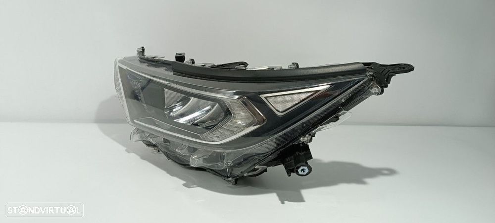 FAROL ESQUERDO TOYOTA RAV 4 ADVANCE HYBRID - 4