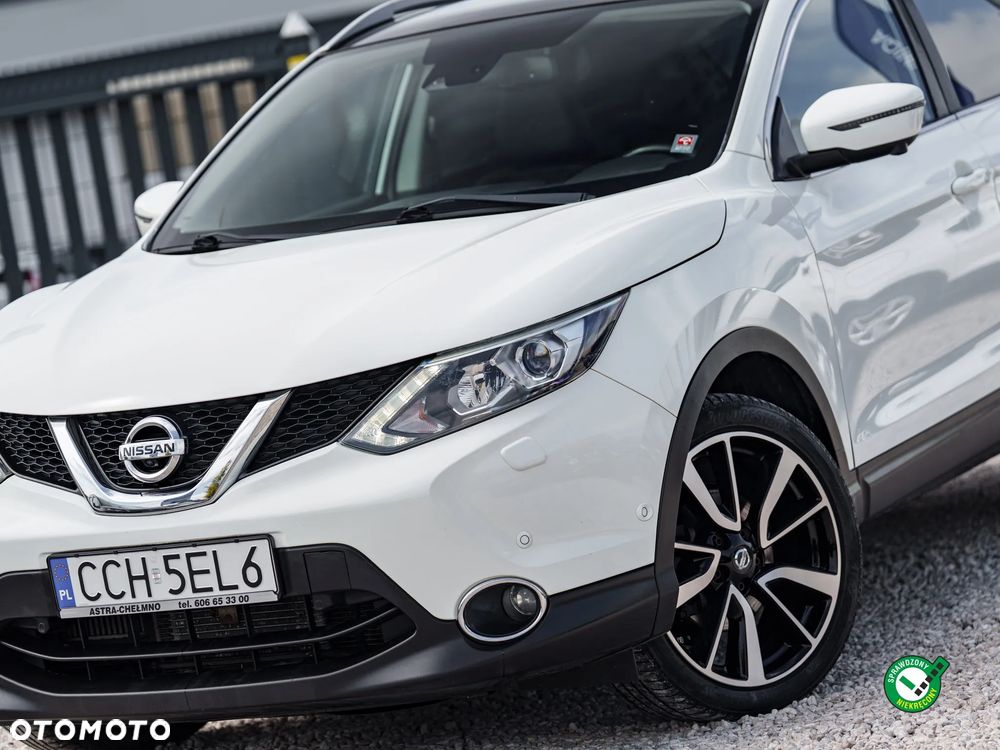 Nissan Qashqai 1.6 dCi Xtronic TEKNA+ - 10