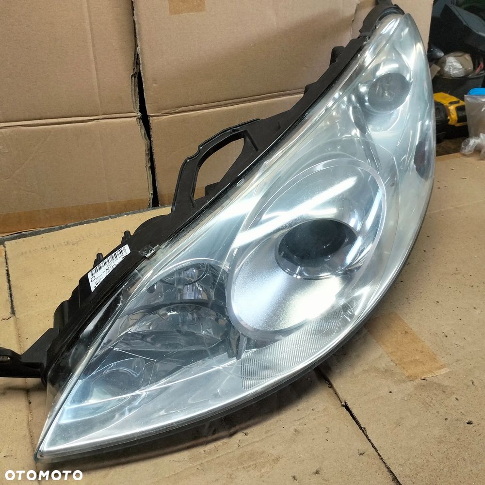 PEUGEOT 407 LAMPA PRZÓD LEWA - 2