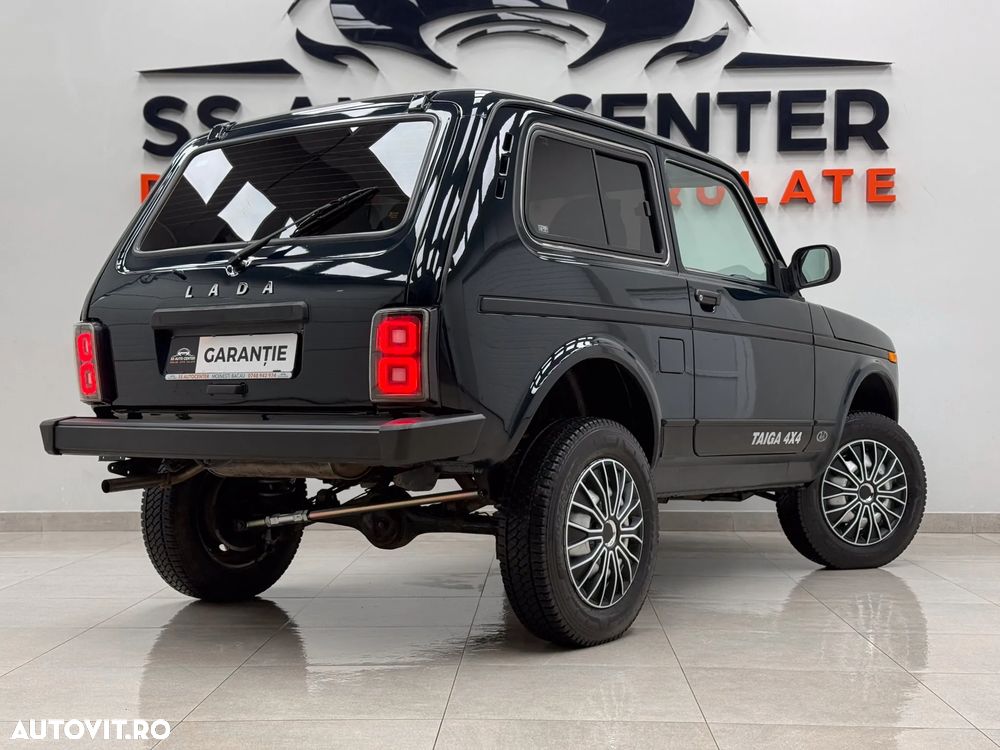 Lada Niva 4x4 - 11