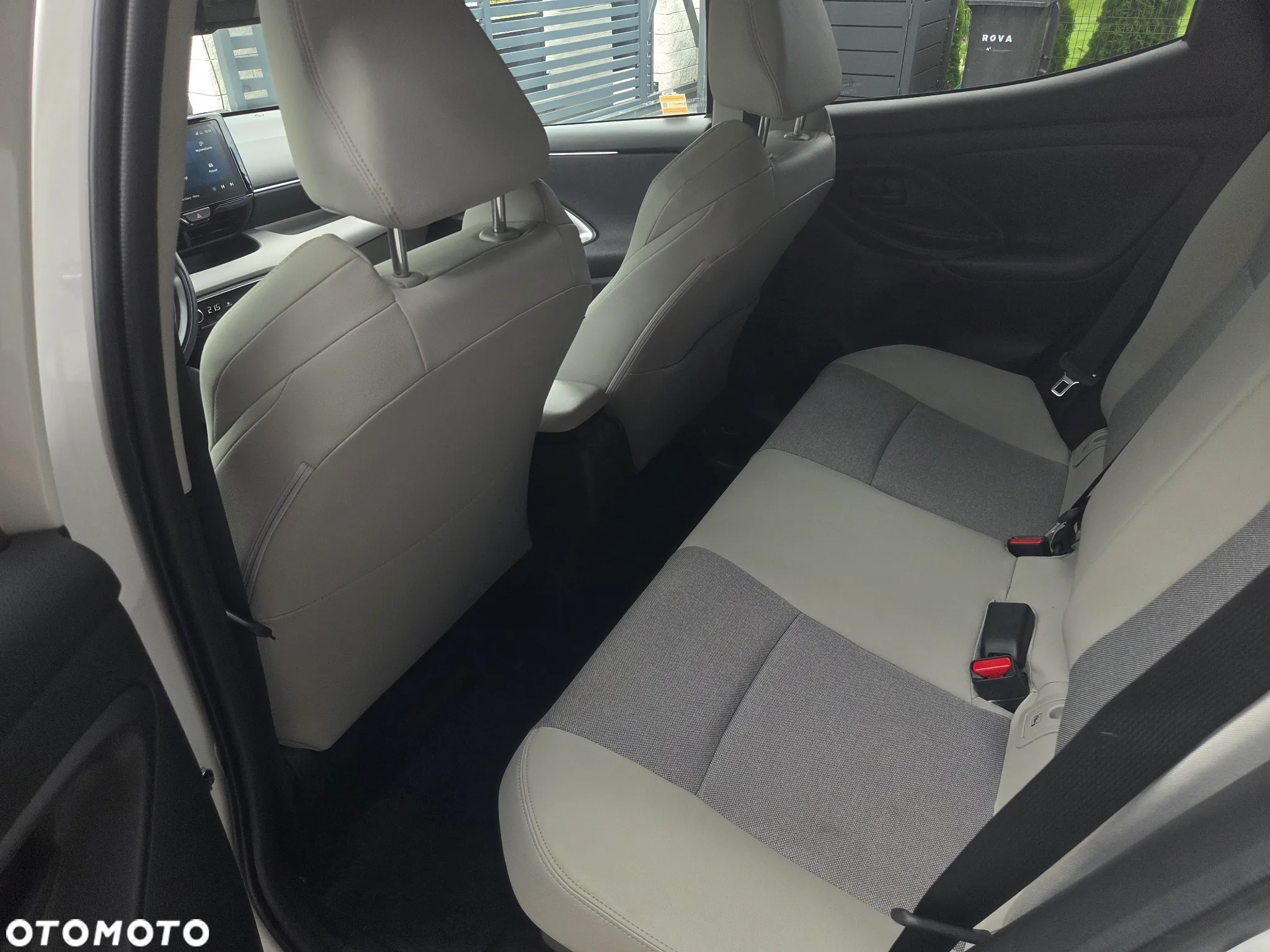 Toyota Yaris Hybrid 1.5 Executive - 7