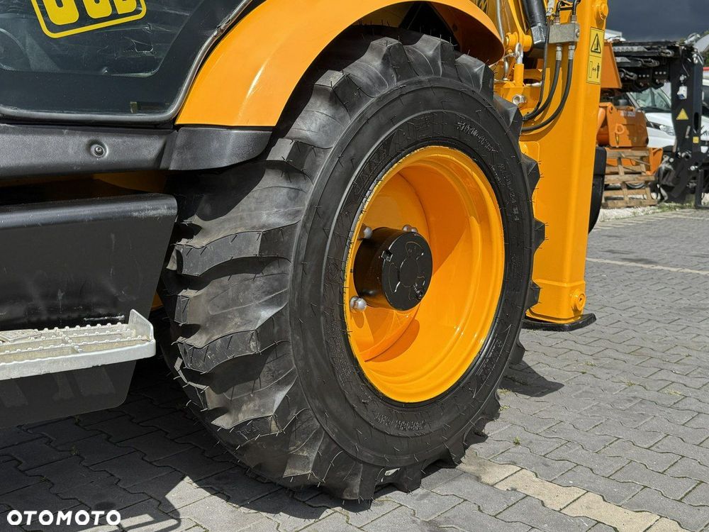 JCB MIDI CX Szybkozłącze Nowe Opony bez luzów i wycieków Super Stan - 7