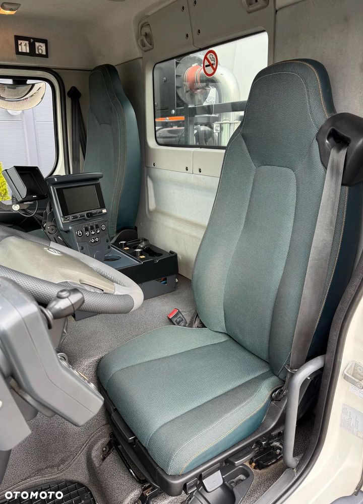 Volvo VOLVO FL 15.250 Euro 6 // zamiatarka JOHNSTON VT652 // odkurzacz , polewaczka - 30