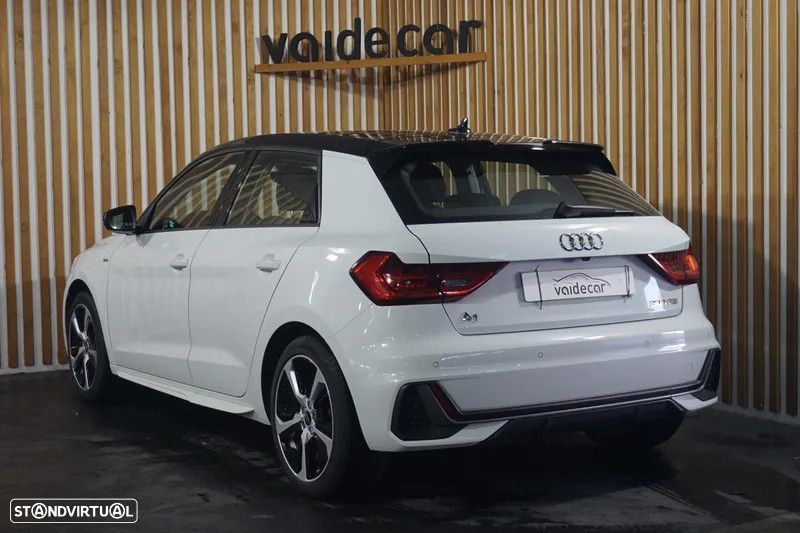Audi A1 Sportback 30 TFSI S line - 2