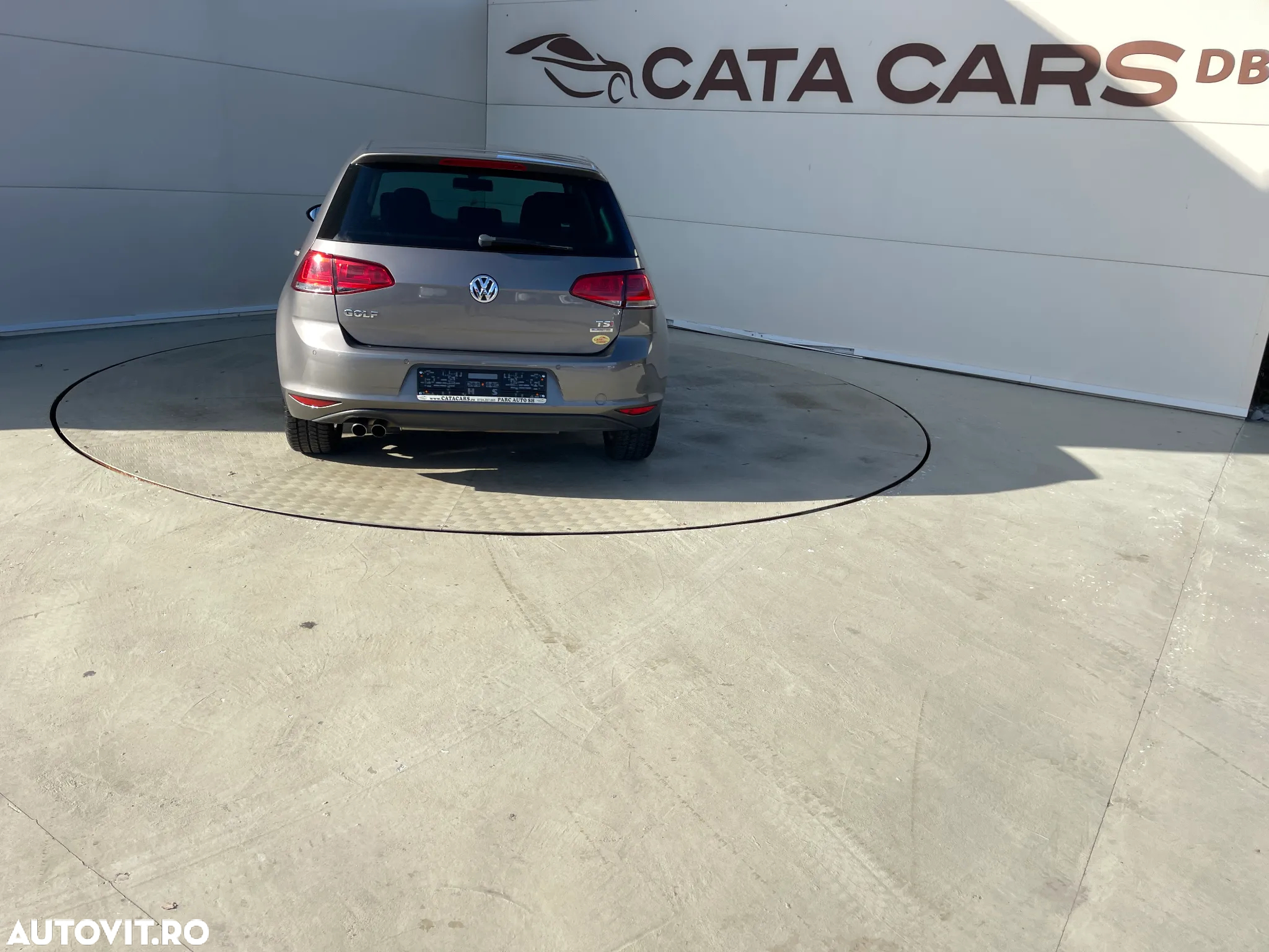 Volkswagen Golf 1.4 TSI DSG Comfortline - 12