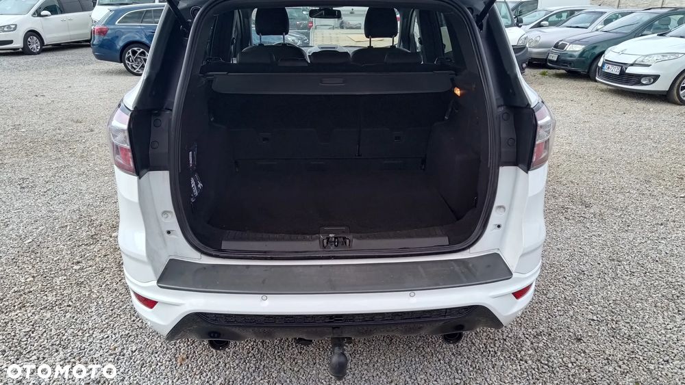 Ford Kuga 2.0 TDCi 4x4 ST-Line - 14