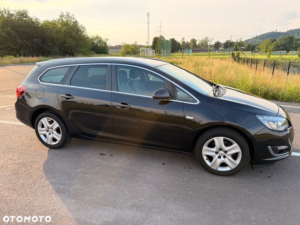 Opel Astra 2.0 CDTI DPF ecoFLEX SportsTourer Start/Stop Edition - 6