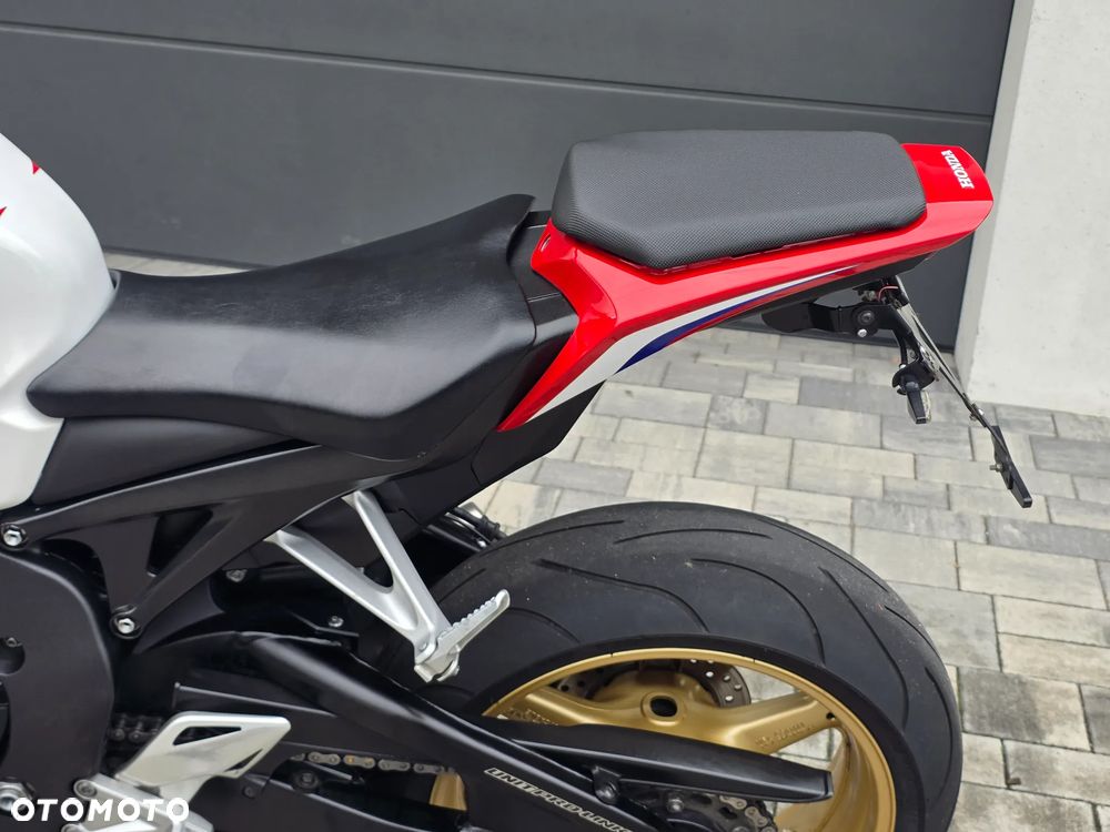 Honda CBR - 29