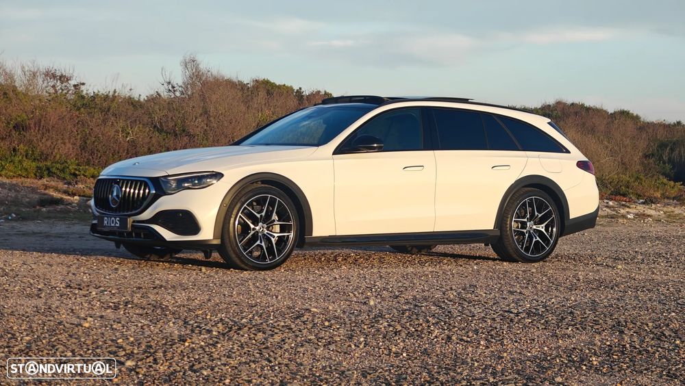 Mercedes-Benz E 300 de 4Matic All-Terrain - 30