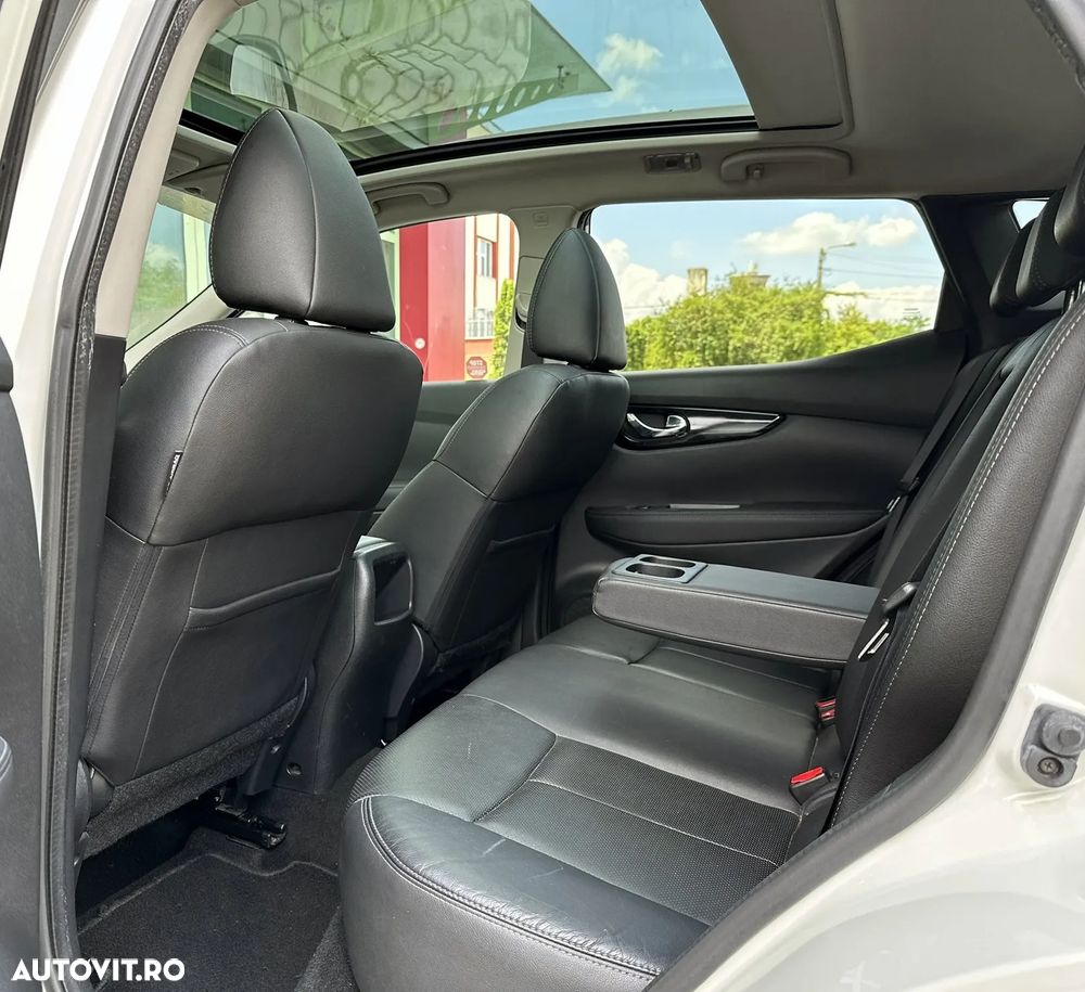 Nissan Qashqai 1.6 DCI TEKNA+ - 32