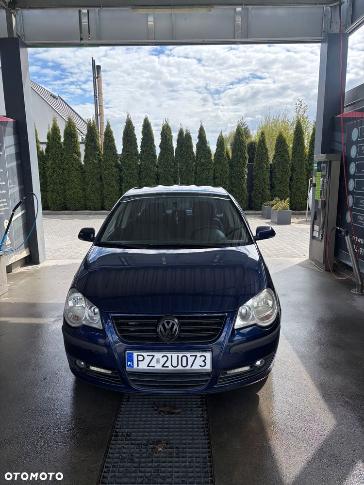 Volkswagen Polo - 1