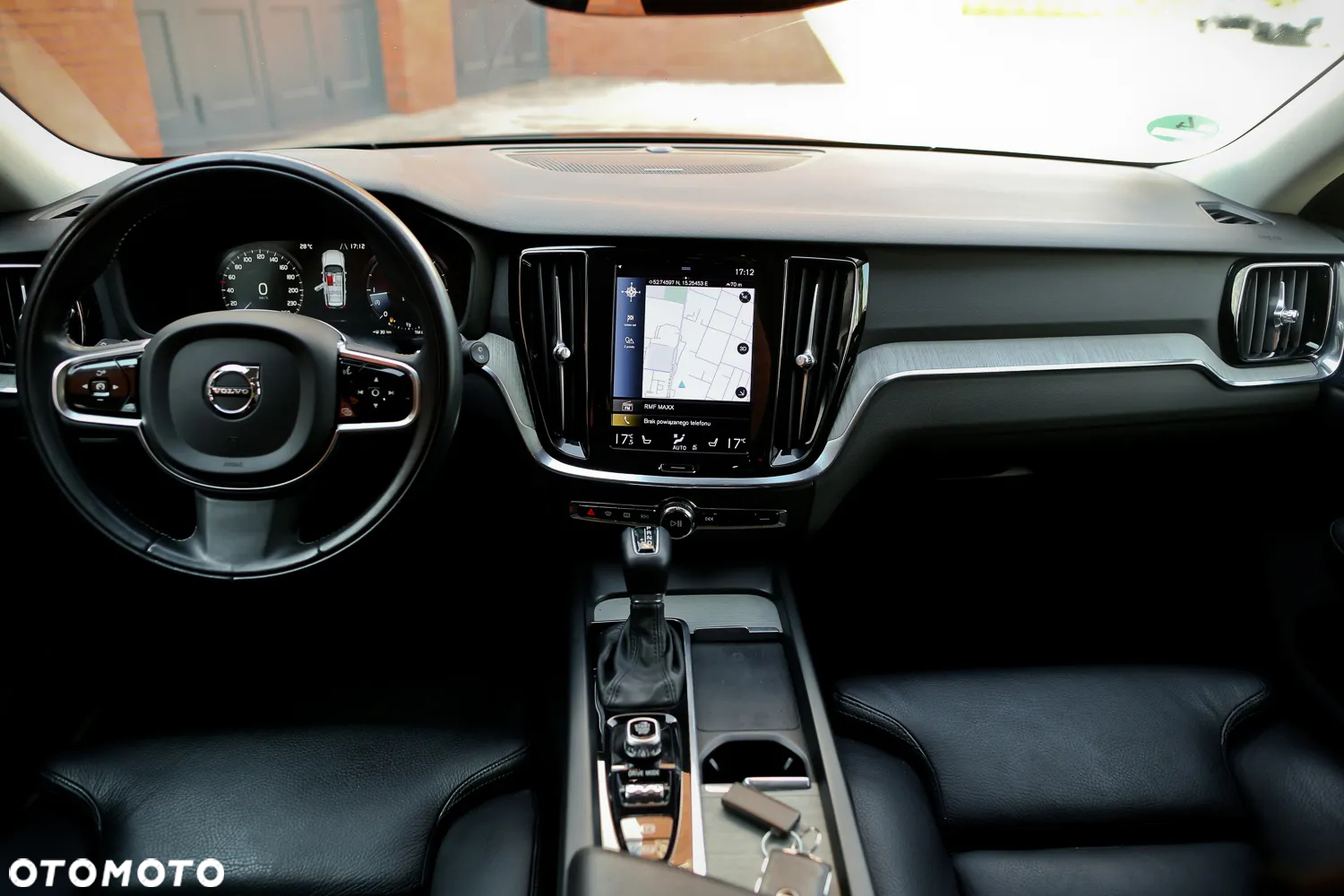Volvo V60 Cross Country Pro D4 AWD - 22