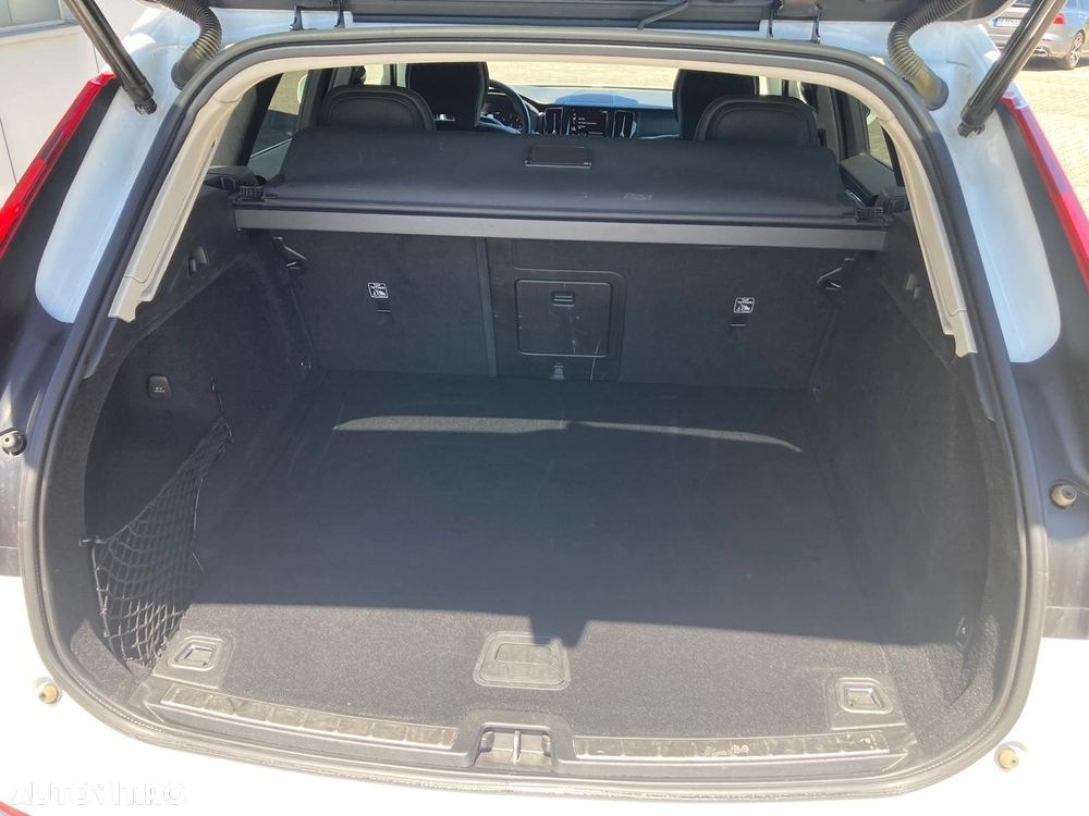 Volvo XC 60 B4 D AWD Geartronic Inscription - 12