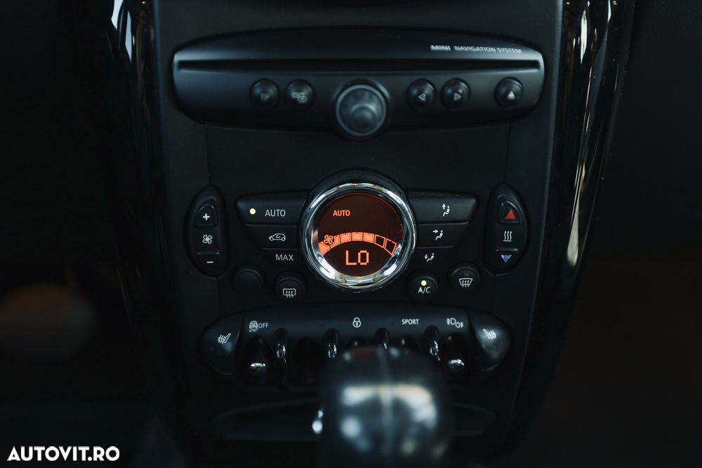 Mini Countryman - 15
