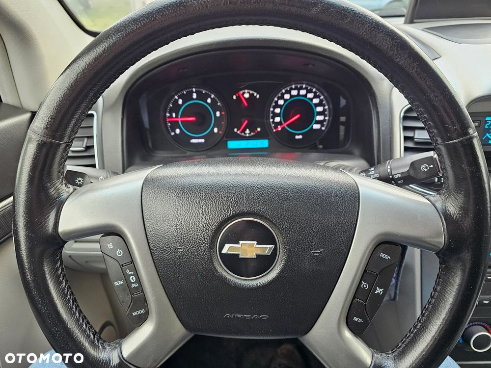 Chevrolet Captiva 2.2 D LT+ - 40