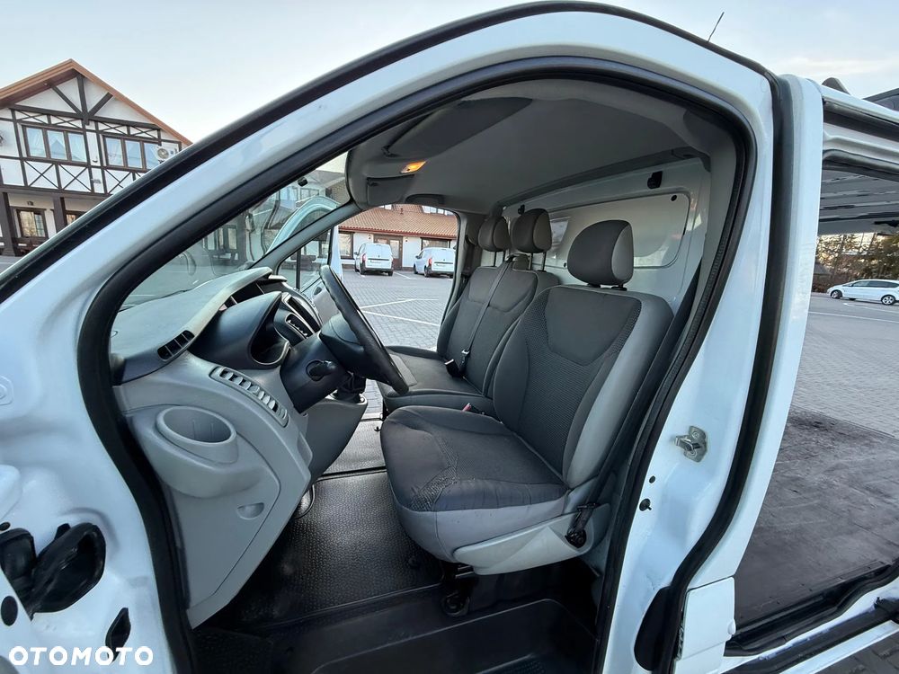 Opel VIVARO - 25