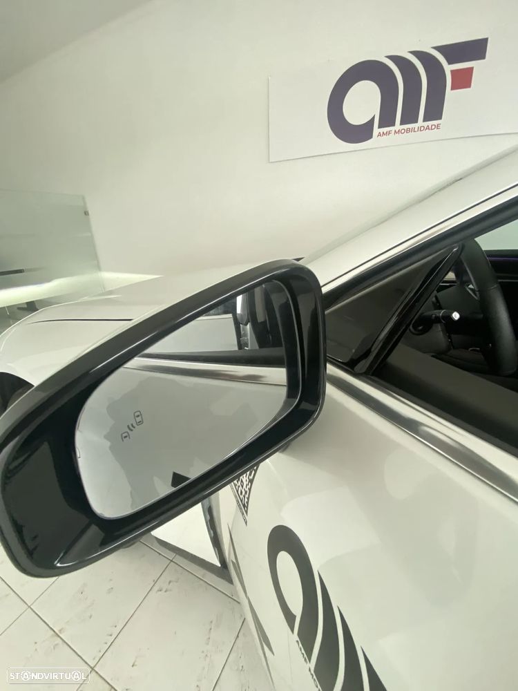 Xpeng P7i 86.2 kWh Long Range - 30