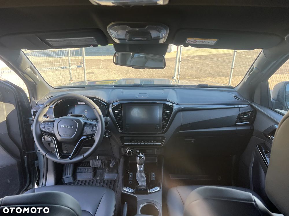 Isuzu D-Max - 12