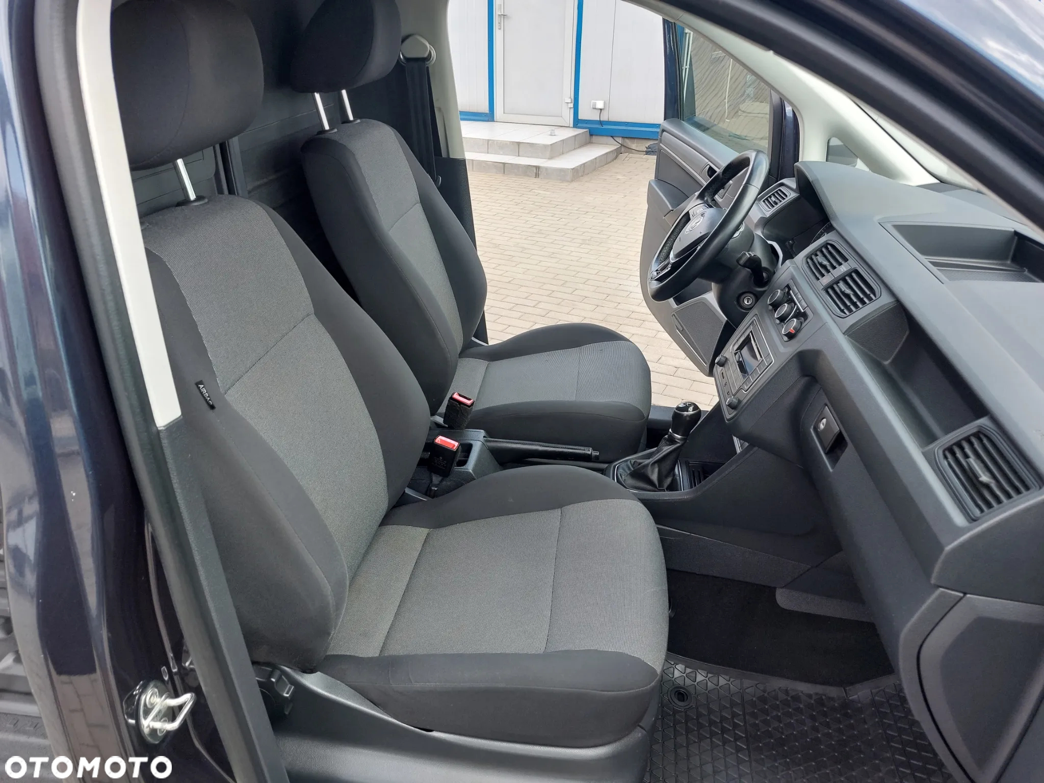 Volkswagen Caddy 2.0 TDI Comfortline - 19
