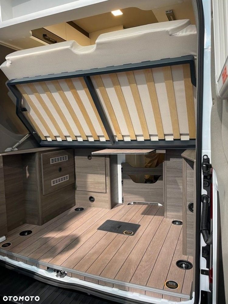 KNAUS VanTourer 600D MQ 4 Osobowy 170PS Aut. Fabrycznie Nowy FV23% - 13