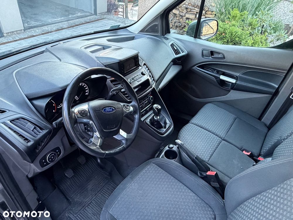 Ford Transit Connect - 10