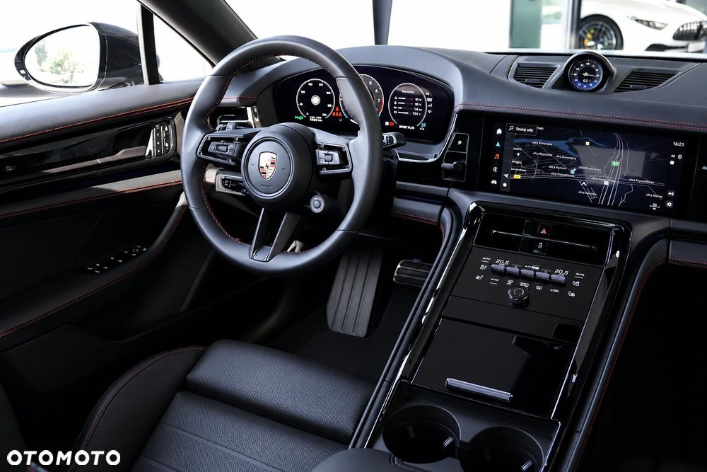 Porsche Panamera GTS - 22