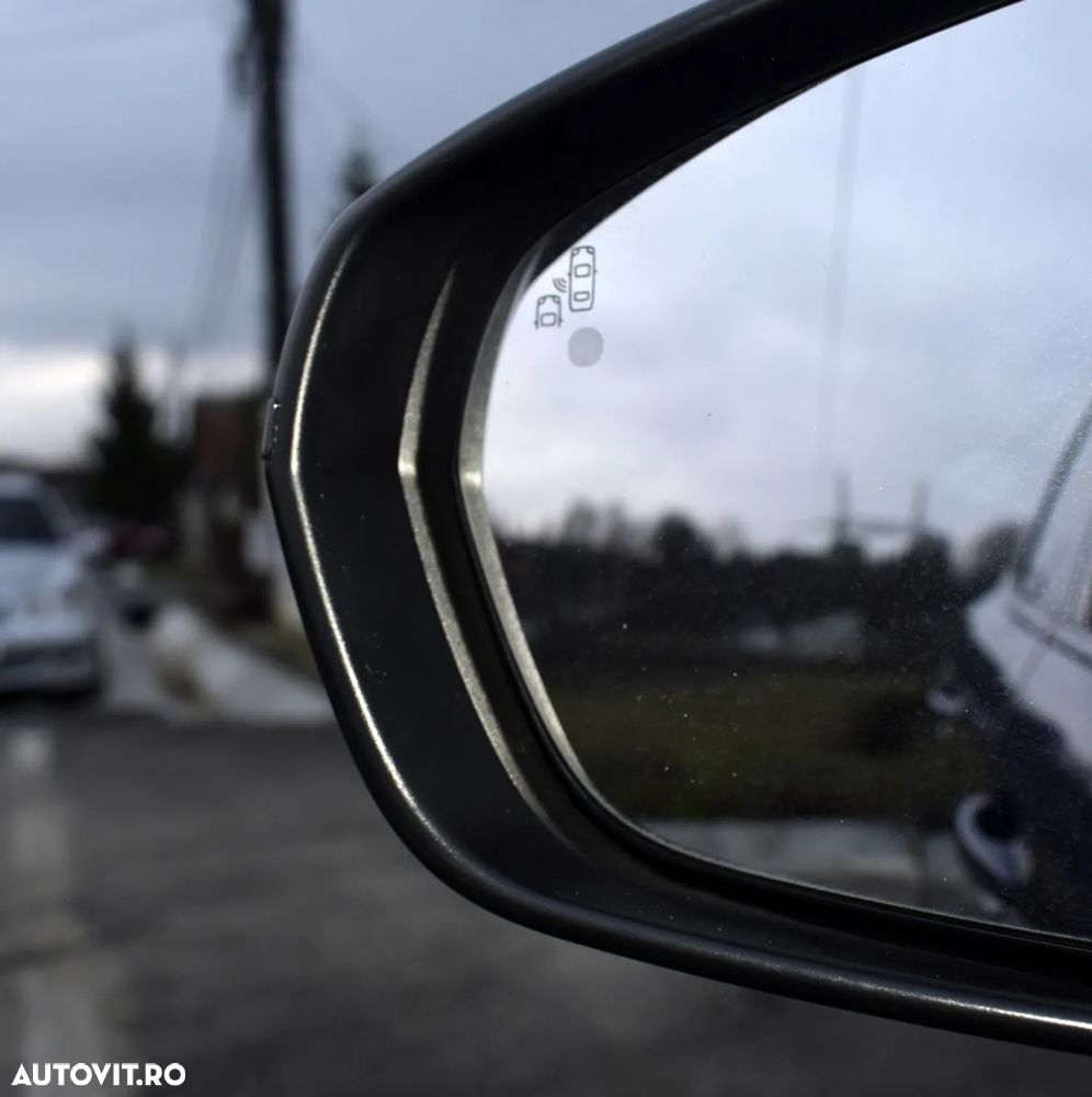 Peugeot 3008 1.6 BlueHDI S&S EAT6 Allure - 29