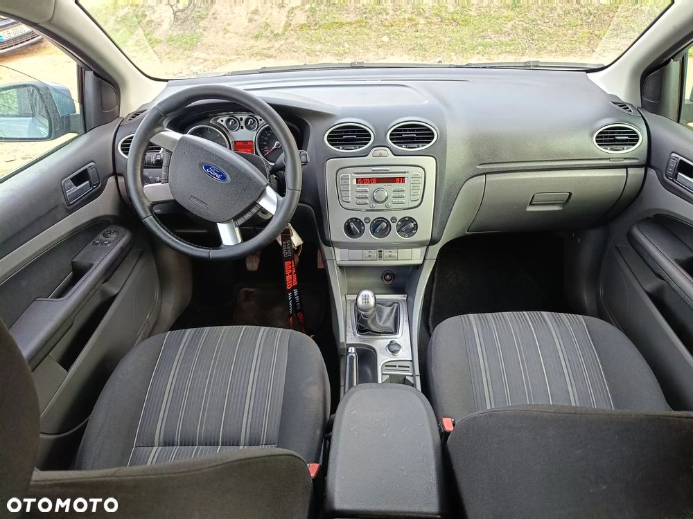 Ford Focus 1.8 TDCi Trend - 9