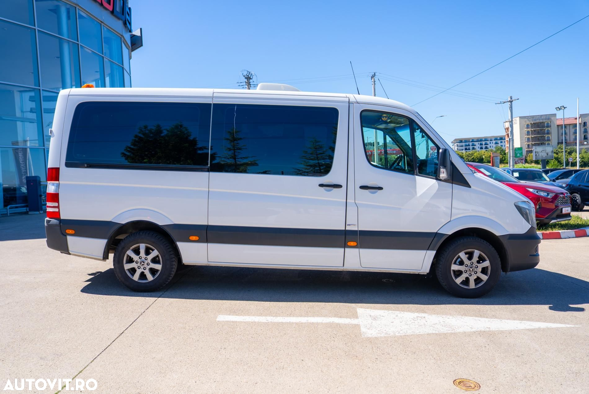Mercedes-Benz Sprinter - 11