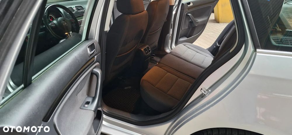 Volkswagen Golf VI 1.6 Highline - 11