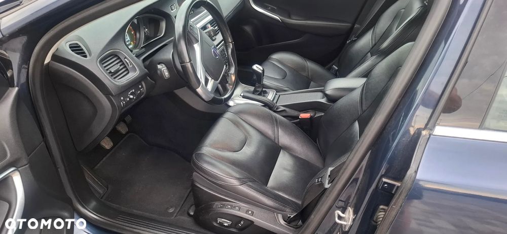 Volvo V40 D4 Drive-E Summum - 5