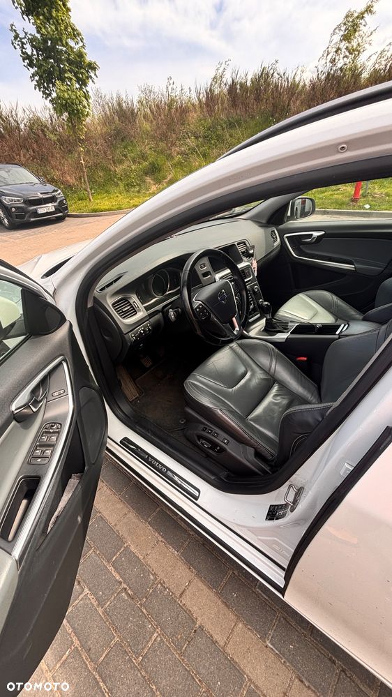 Volvo V60 - 13