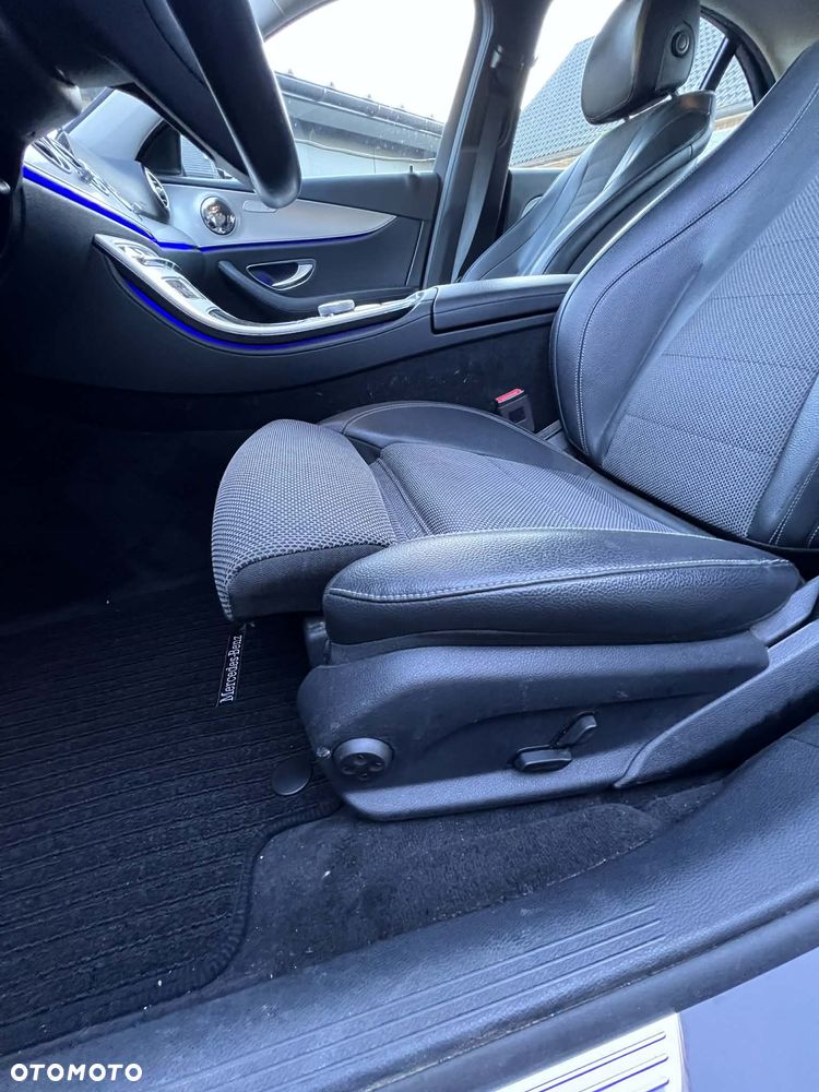 Mercedes-Benz Klasa E - 19