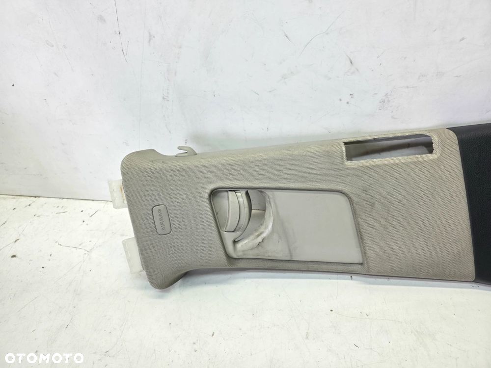 OSŁONA SŁUPKA PRAWA AUDI Q7 4L 4L0867294 - 2