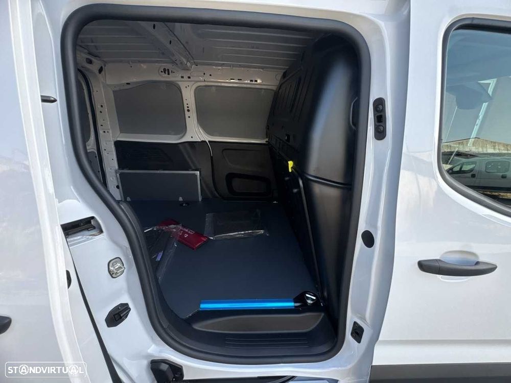 Fiat Doblo Outro - 12