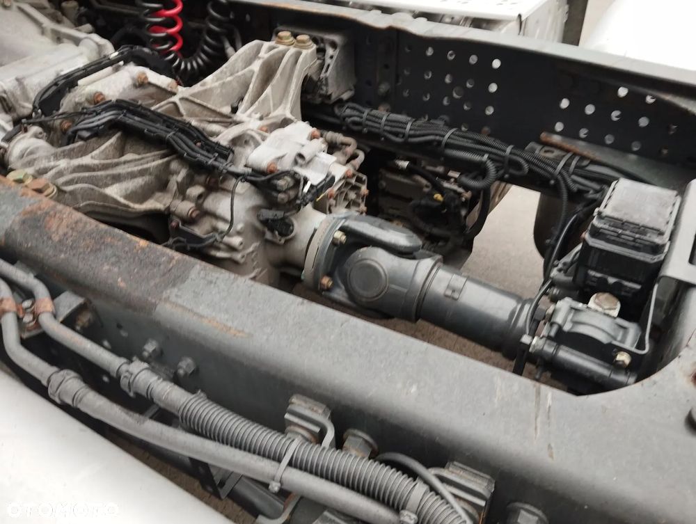 Mercedes-Benz ACTROS 1845 - 12