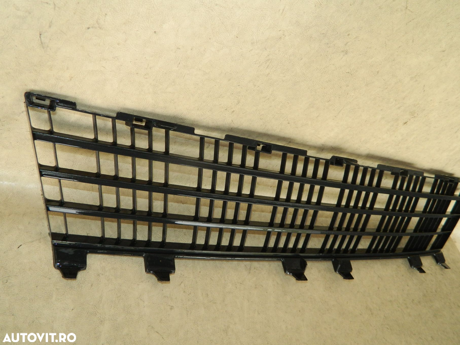 Grila centrala dintre proiectoare, Renault Clio 3 GT  /RS, 2008, 2009, 2010, 2011, 2012,, 2006236 - 7