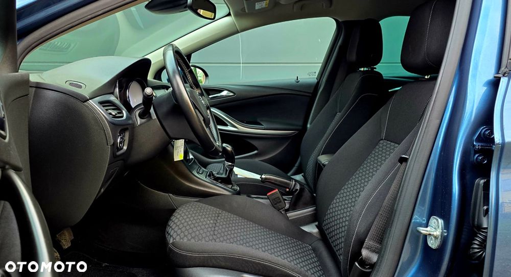 Opel Astra 1.6 D (CDTI) Start/Stop Innovation - 15