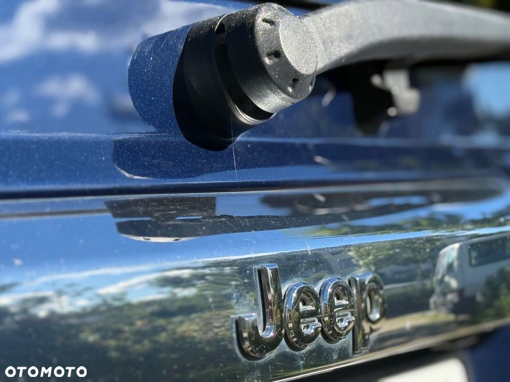 Jeep Commander 5.7 V8 HEMI Automatik Limited - 6