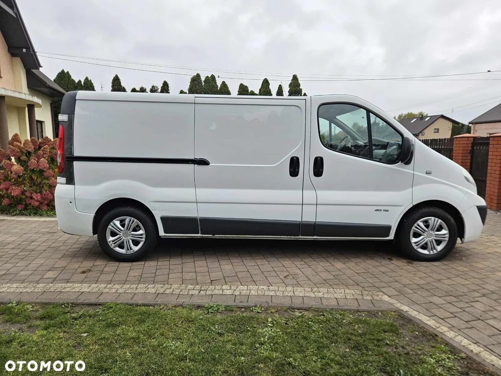 Renault Trafic - 6
