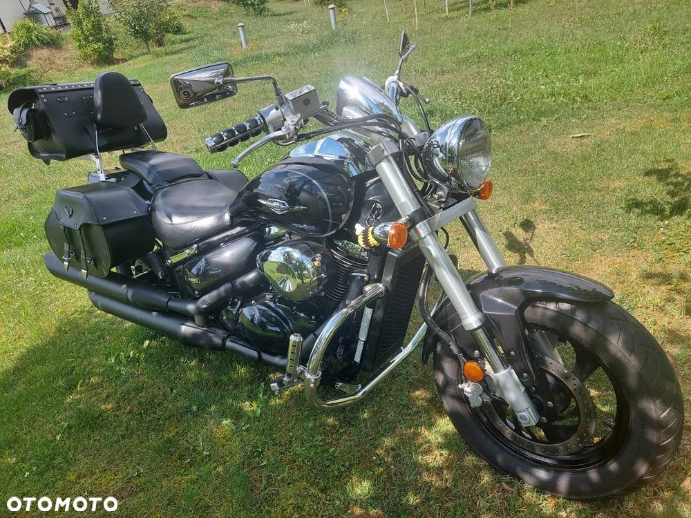 Suzuki Boulevard - 2